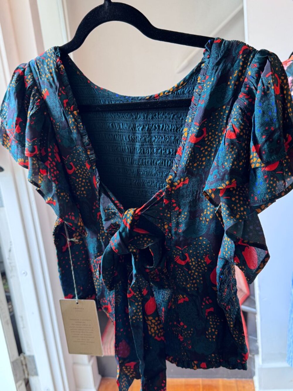 Trovata: Smocked Puff Sleeve Crop Top in Dark Teal with Coral Print - Picture 3 of 6